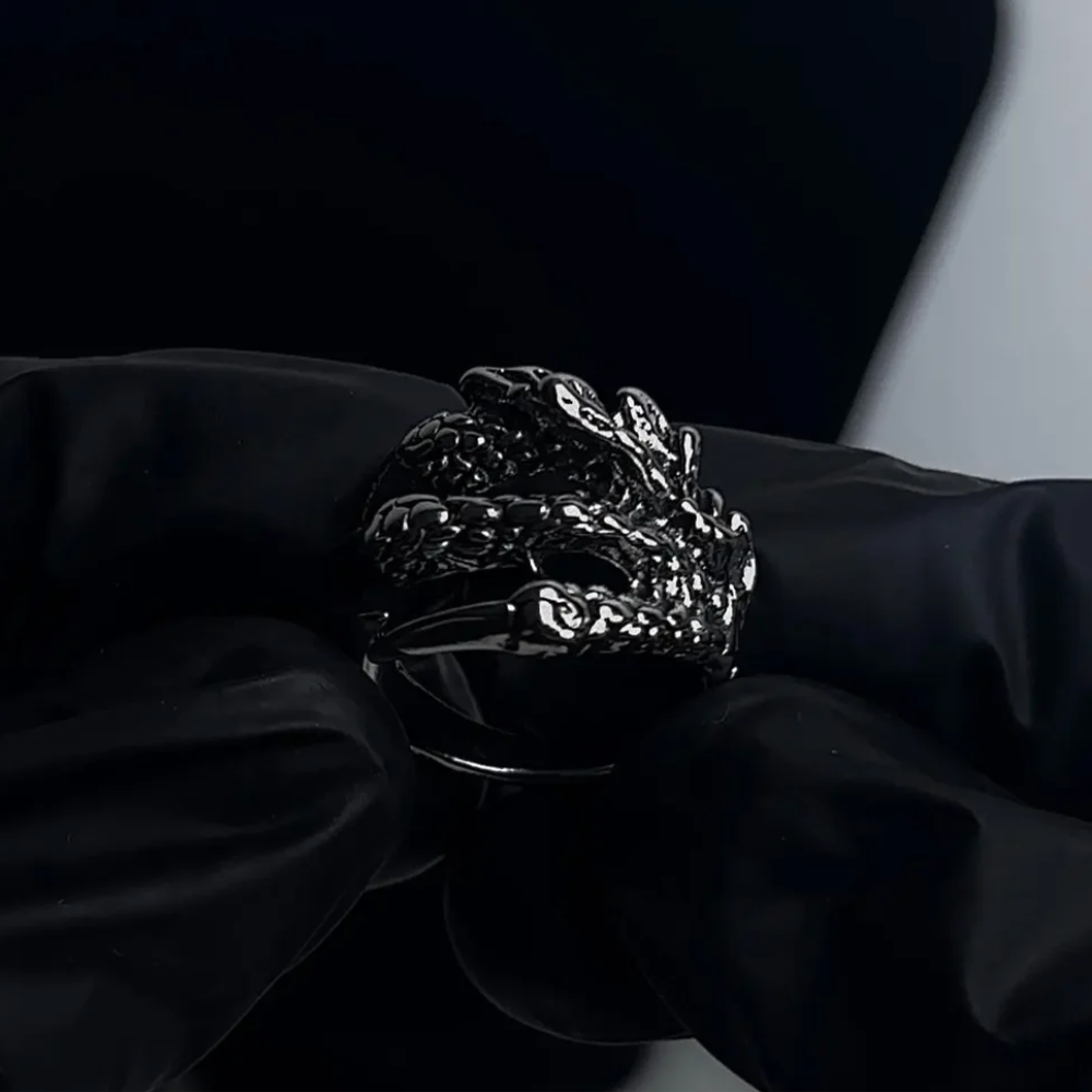 Dragon Claw Ring